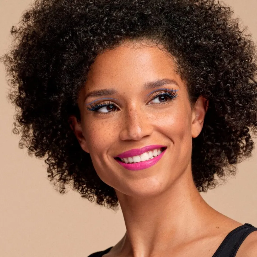 catrice-faked-big-volume-lashe-PSunYnJl-4.webp New Catrice Faked Big Volume Lashes