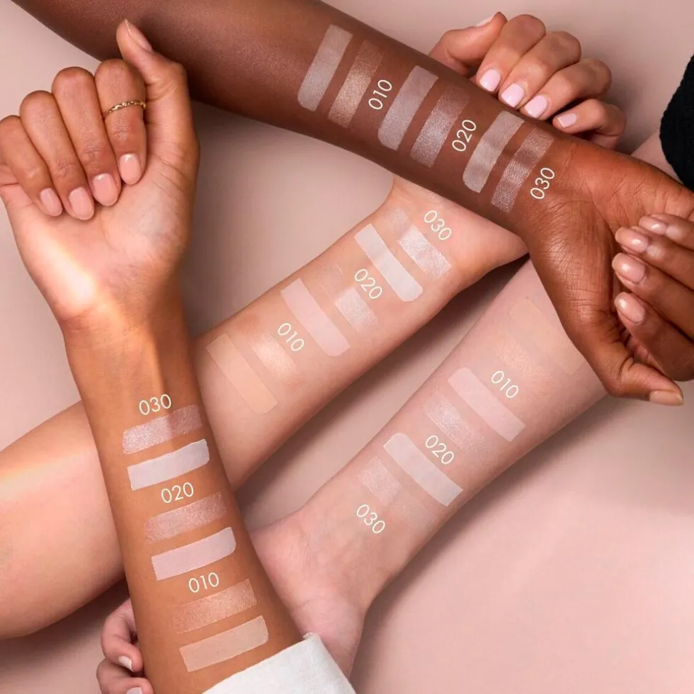 catrice-highlighting-hero-030-oWNzmoOG-2.webp Outlet Catrice Highlighting Hero 030 Duo Pencil