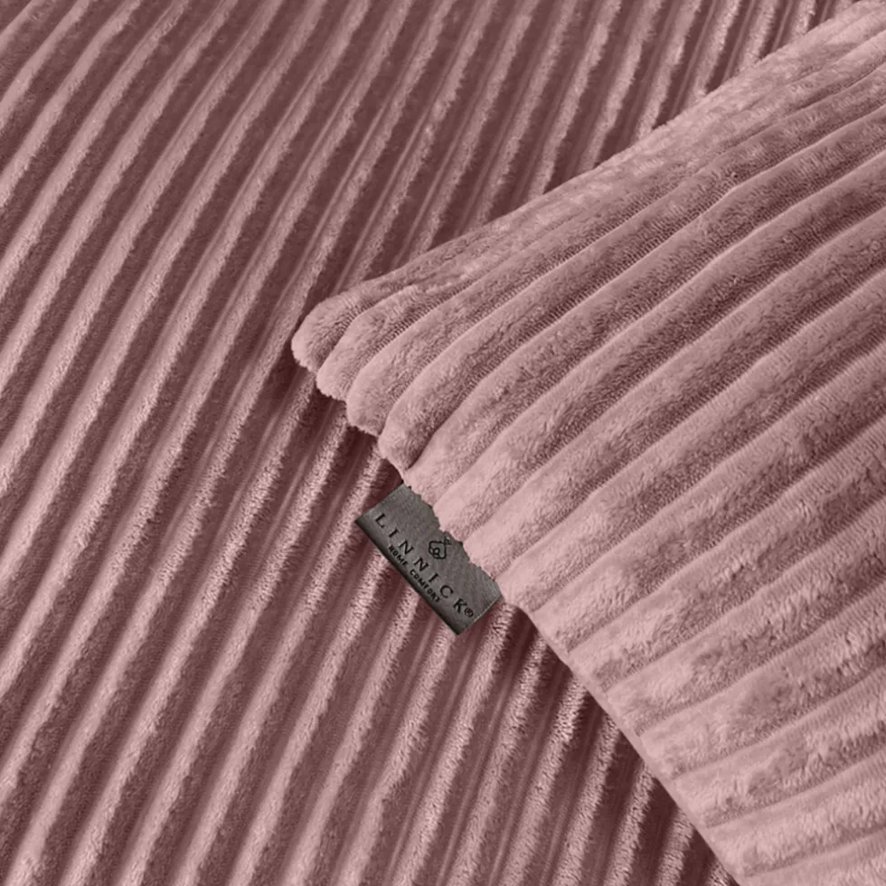 eleganzzz-dekbedovertrek-teddy-KkYeZysc-2.webp Sale Eleganzzz Dekbedovertrek Teddy Rib Fleece - Old Rose 240x200/220cm