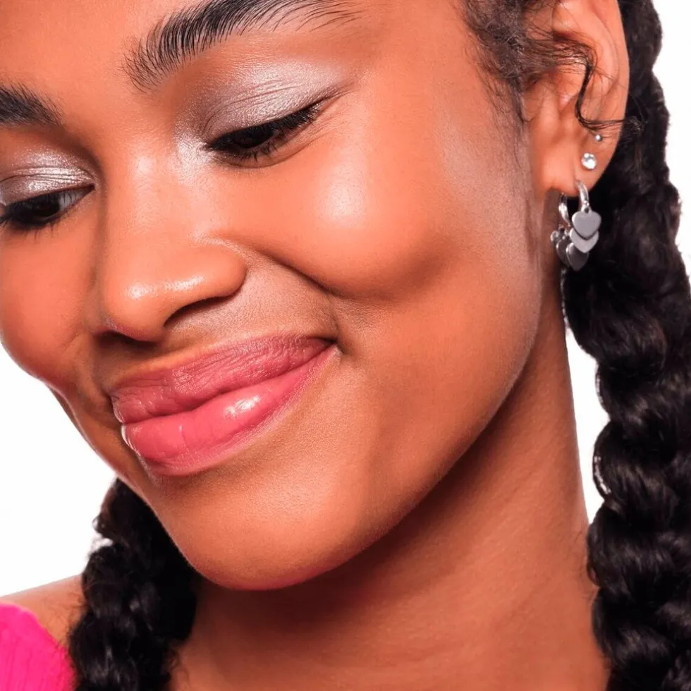 essence-satin-blend-04-sunlit-WgsOUmVo-5.webp Fashion Essence Satin Blend 04 Sunlit Shimmer Gel Eyeliner