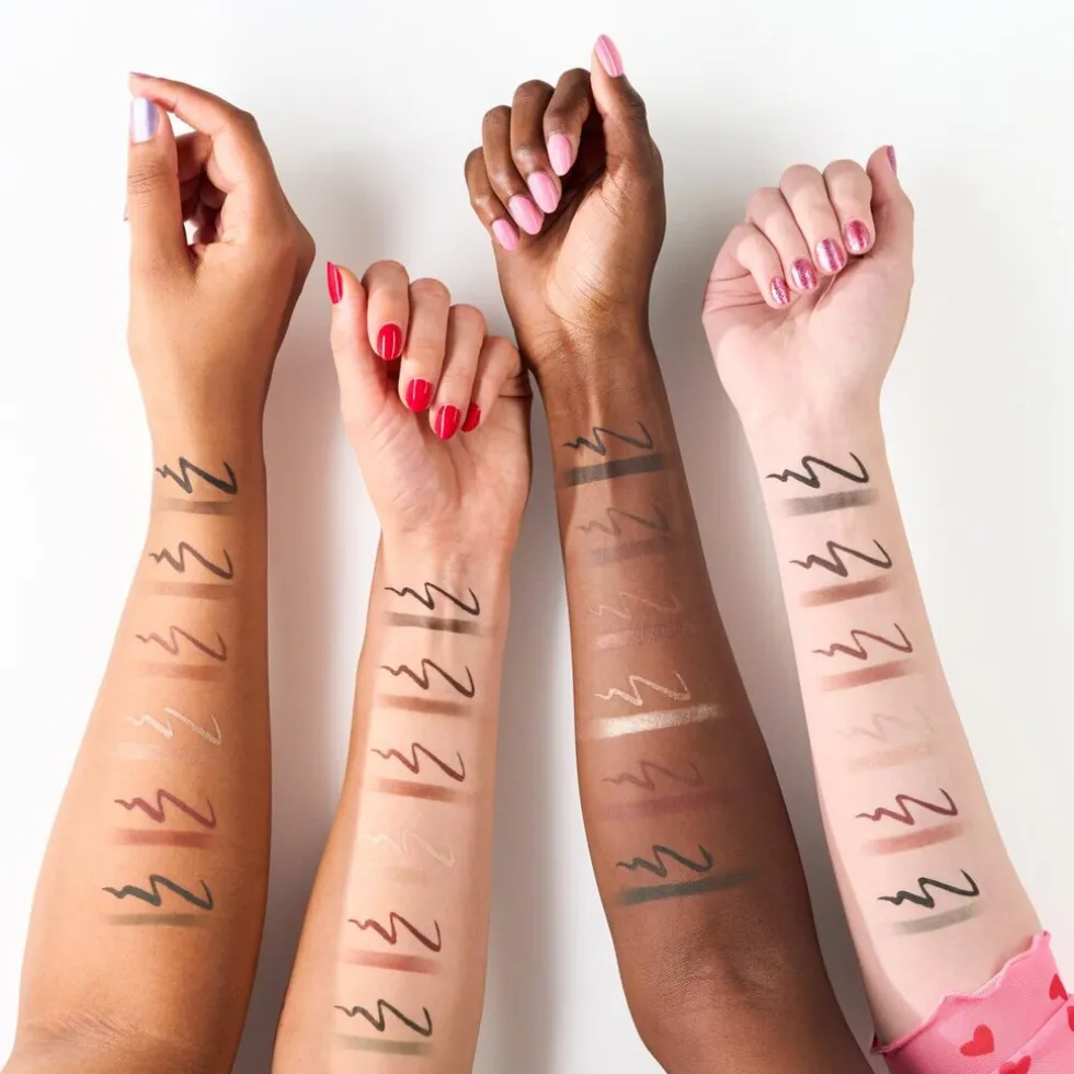 essence-satin-blend-05-rich-bu-zMLAkbqB-3.webp Sale Essence Satin Blend 05 Rich Burgundy Gel Eyeliner