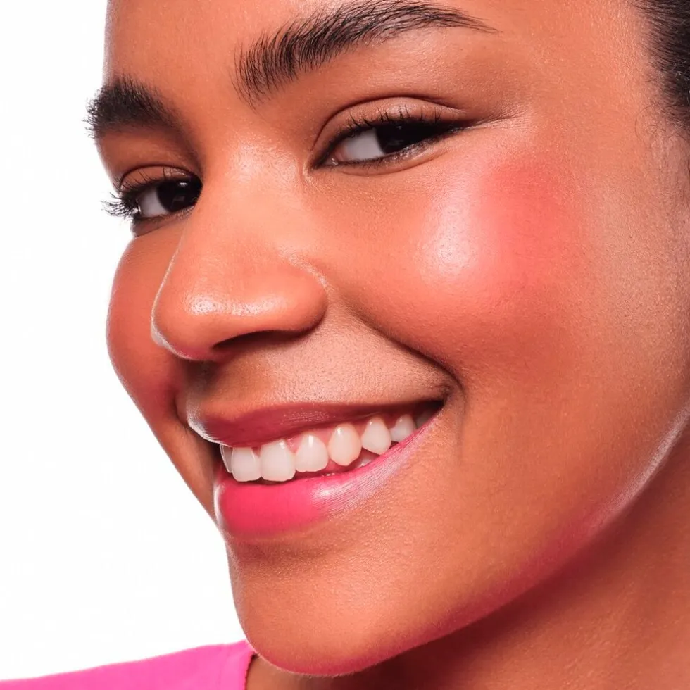 essence-what-a-tint-10-raspber-plzzMXZw-4.webp Hot Essence What A Tint! 10 Raspberry Vibes Staining Lip & Cheek Tint