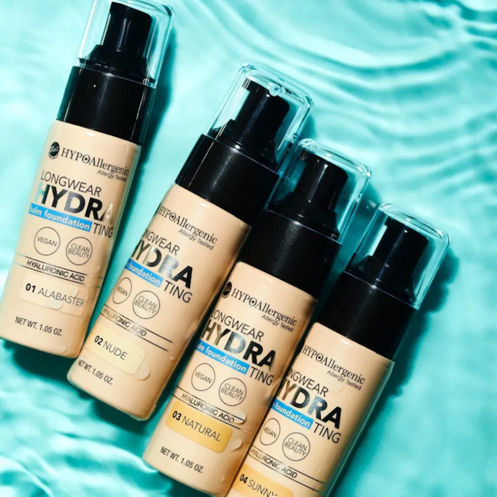 hypoallergenic-hypoallergene-l-VMqIIKMw-1.webp Hot Hypoallergenic Hypoallergene Longwear Hydra Foundation
