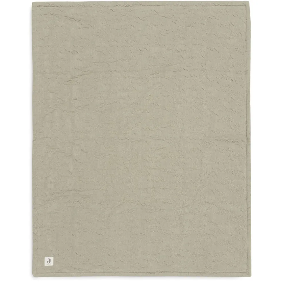 jollein-soft-waves-olive-green-mPSRKGIB-2.webp New Jollein Soft Waves Olive Green / Velvet 100 X 150 Cm Ledikantdeken