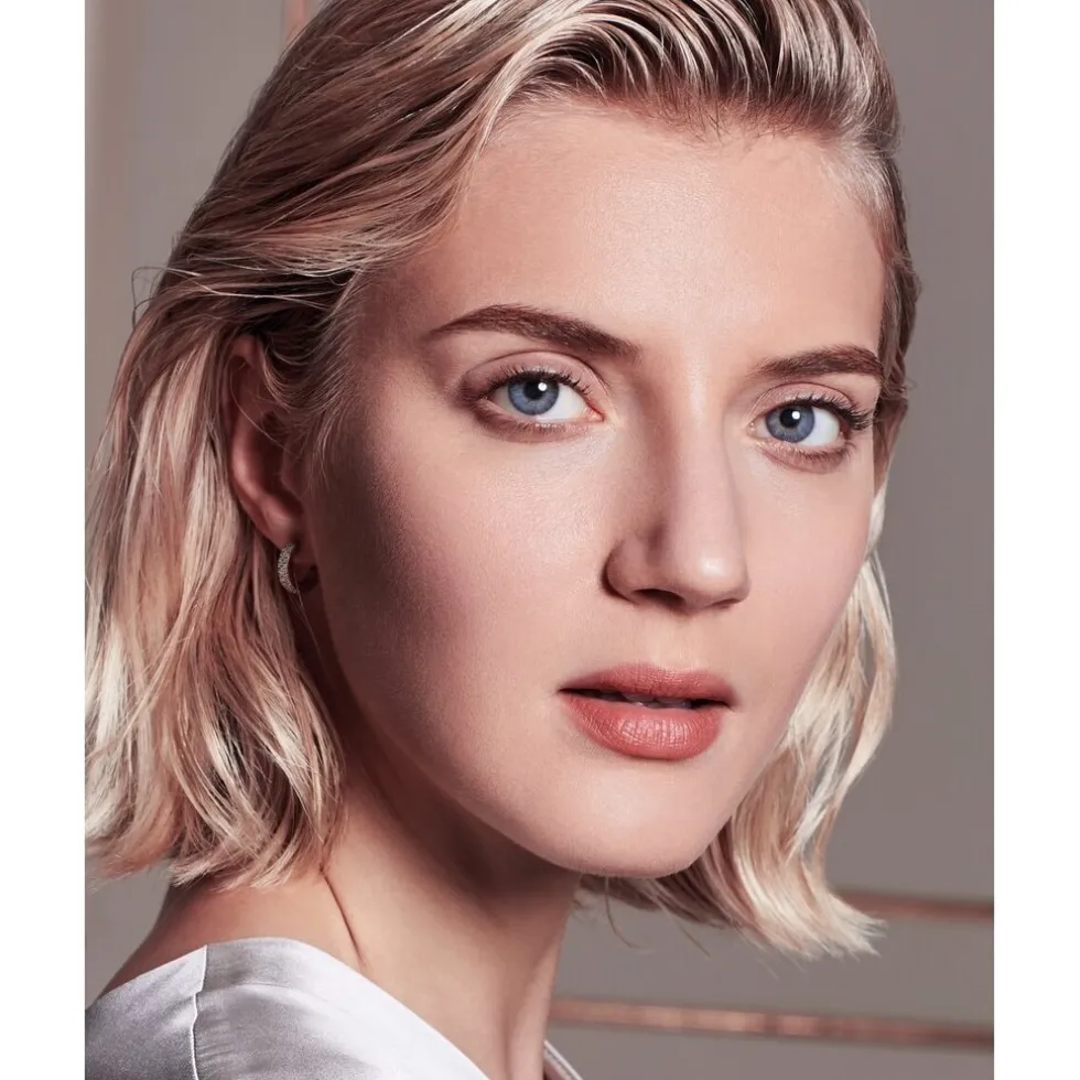 max-factor-miracle-touch-60-sa-lsrVyCxx-4.webp New Max Factor Miracle Touch 60 Sand Compact Foundation