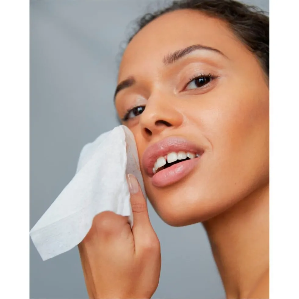 nivea-3-in-1-verfrissende-rein-JYXSRroo-2.webp Hot Nivea Skincare NIVEA 3-in-1 Verfrissende Reinigingsdoekjes