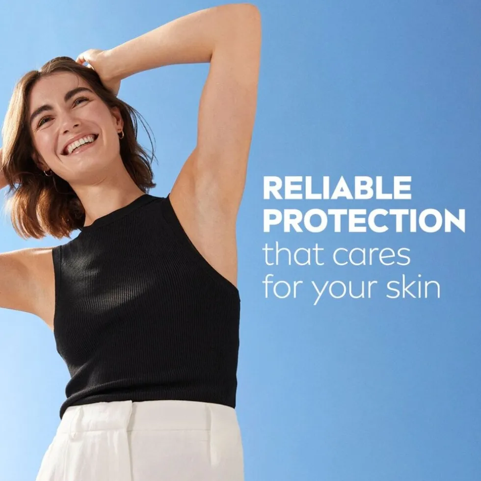 nivea-black-white-invisible-p-UFOCuhNY-3.webp Outlet Nivea Black & White Invisible Pure Antitranspirant Spray