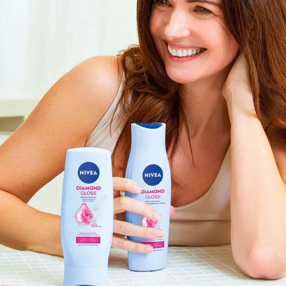 nivea-diamond-gloss-shampoo-tFijkyMb-4.webp Online Nivea Diamond Gloss Shampoo
