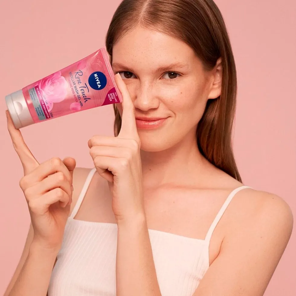 nivea-rose-care-micellair-rein-OecFdOeo-2.webp Outlet Nivea Skincare NIVEA Rose Care Micellair Reinigingsgel