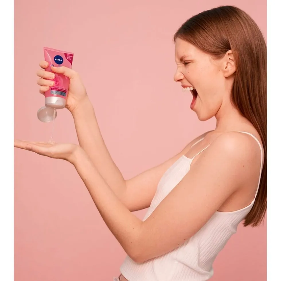 nivea-rose-care-micellair-rein-OecFdOeo-3.webp Outlet Nivea Skincare NIVEA Rose Care Micellair Reinigingsgel