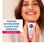nivea-voedende-dagcrme-met-spf-enLdEaPn-0.webp