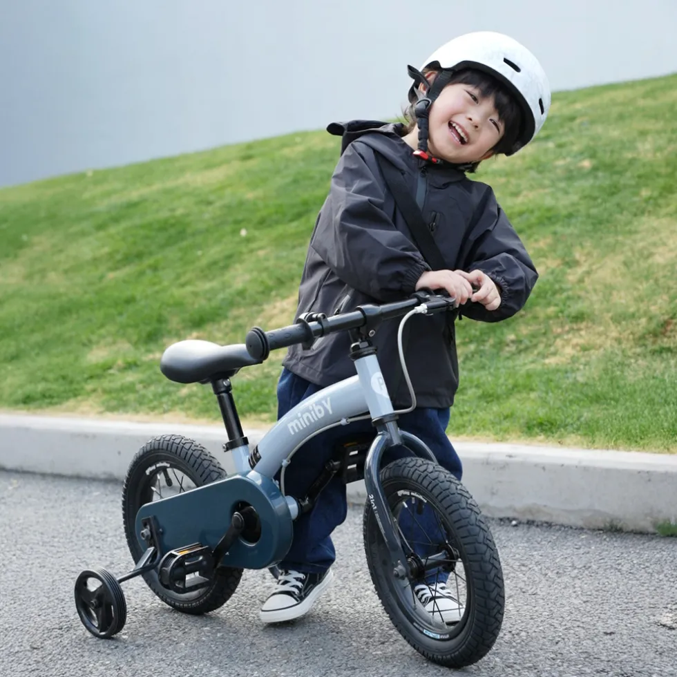 qplay-miniby-3-in-1-kinderfiet-nHFaXjzM-3.webp Clearance Qplay Miniby 3-in-1 Kinderfiets – Blauw