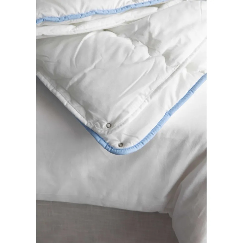 swedish-sky-4-seizoenendekbed-dhTcjOnJ-4.webp Clearance Swedish Sky 4-seizoenendekbed