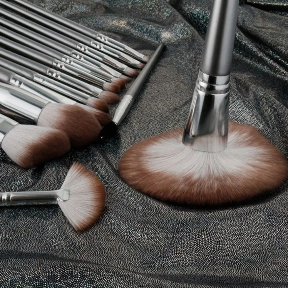 technique-pro-complete-make-up-eAxgOLxu-3.webp Best Technique PRO Complete Make-up Kwastenset - 14 Make-up Kwasten