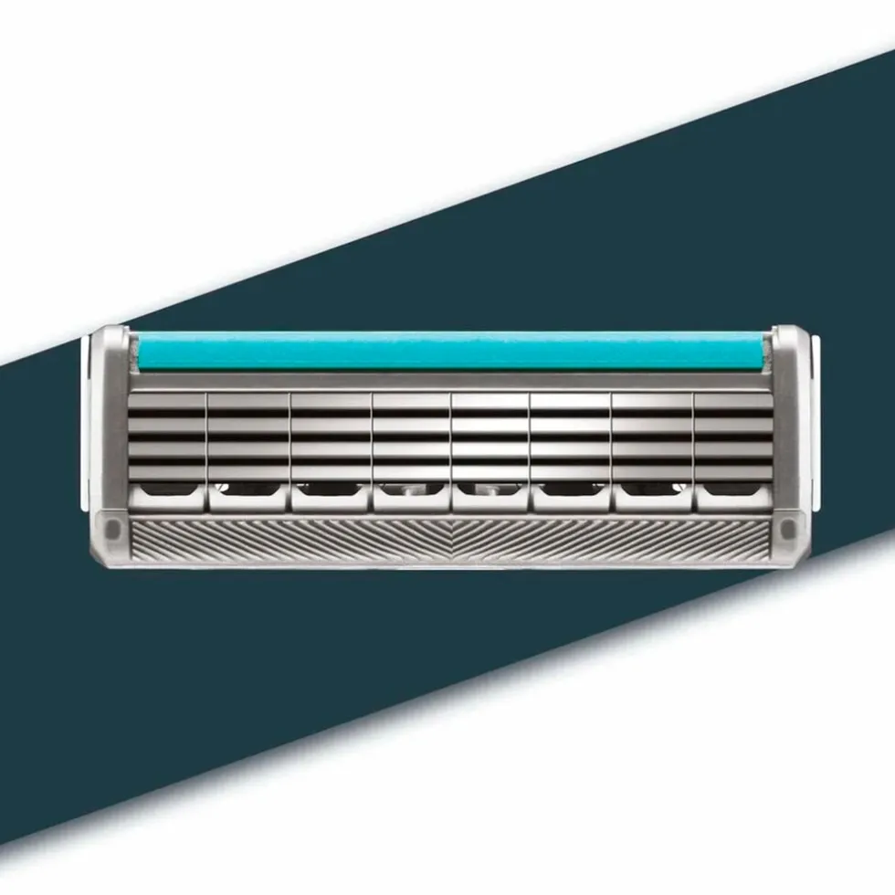 wilkinson-sword-quattro-titani-toUjoqbS-2.webp Online Wilkinson Sword Quattro Titanium Sensitive Limited Edition Navulmesjes